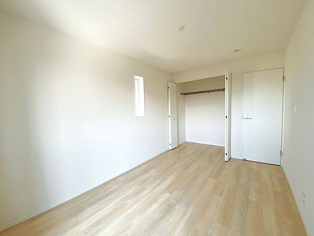 2階洋室（6.7帖）