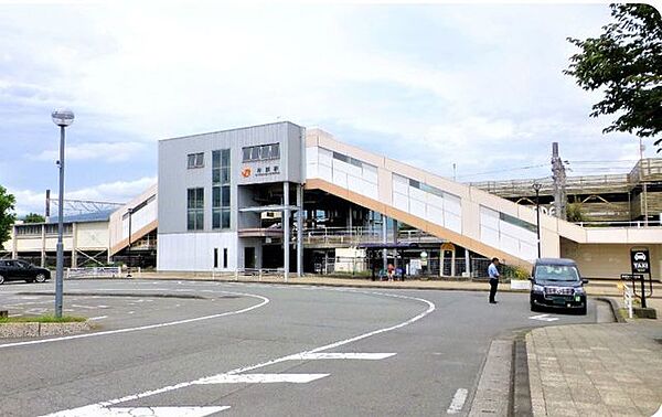 片浜駅 610m