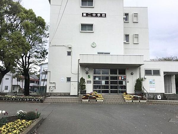 沼津市立第二中学校 1100m
