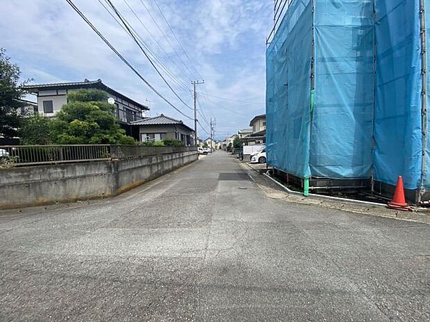 前面道路含む現地写真