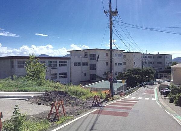 三島市立向山小学校 1940m