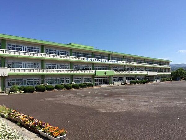 函南町立函南小学校 700m