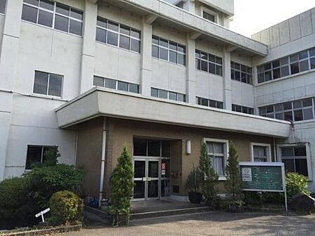 沼津市立門池小学校 780m