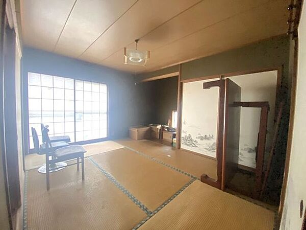 陽当たり良好な和室です♪