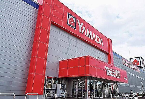 ヤマダデンキテックランド柿田川店 1600m