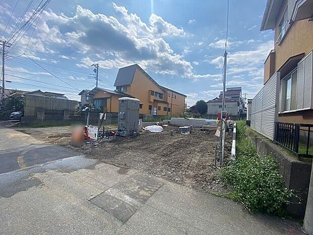 建築中です