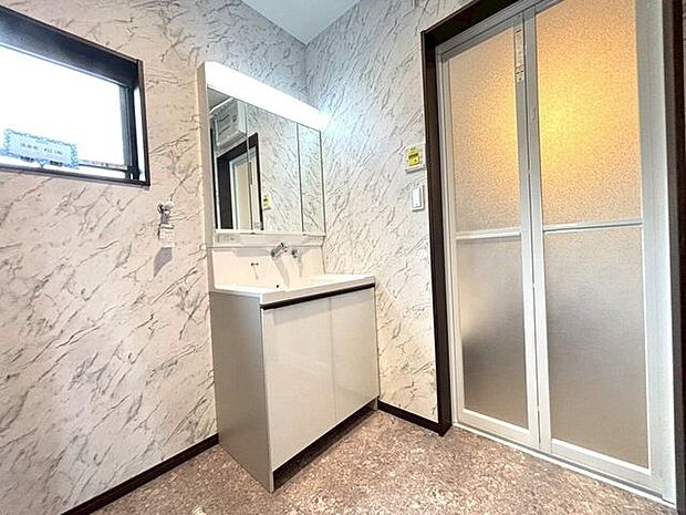 1階 洗面脱衣室