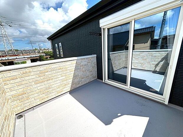 2階 バルコニー