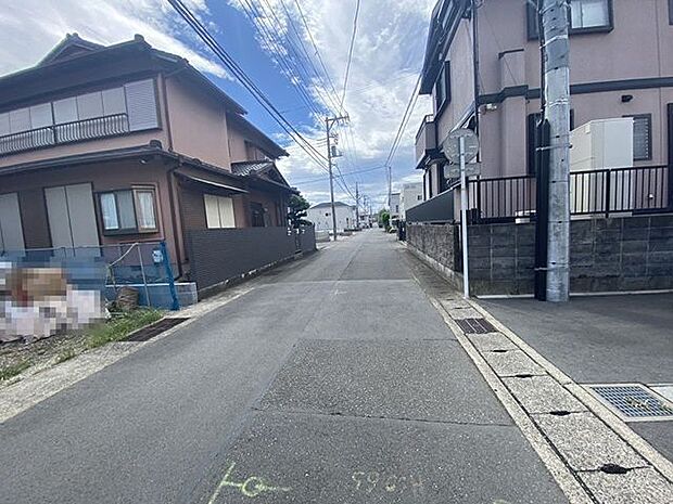 前面道路含む現地写真