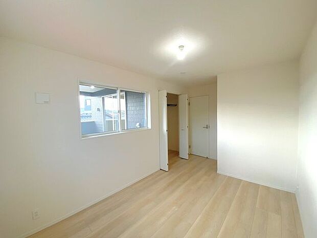 2階洋室（6.7帖）