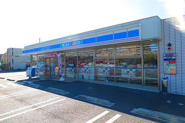 ローソン姫路書写店 徒歩9分。 650m