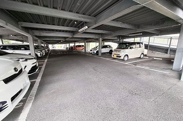駐車場を拡大表示