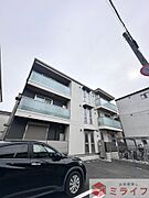 今川駅より徒歩12分 築2年9ヶ月 3階建の賃貸物件