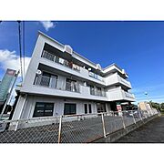 赤塚駅よりバス5分 徒歩4分 築34年6ヶ月 3階建の賃貸物件