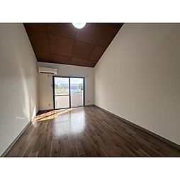 カーサディ赤塚 405 4階ワンルームのリビング/ダイニング