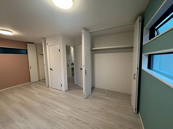 今は広々、将来はそれぞれの個室に。家族とともに成長する住まいです。