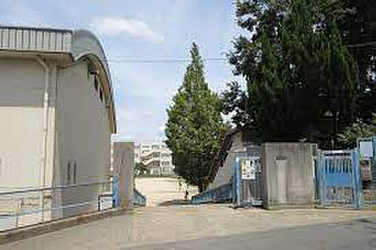 柏原市立堅下小学校