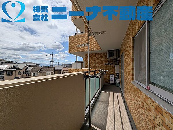 南西バルコニーで日当たり良好です
