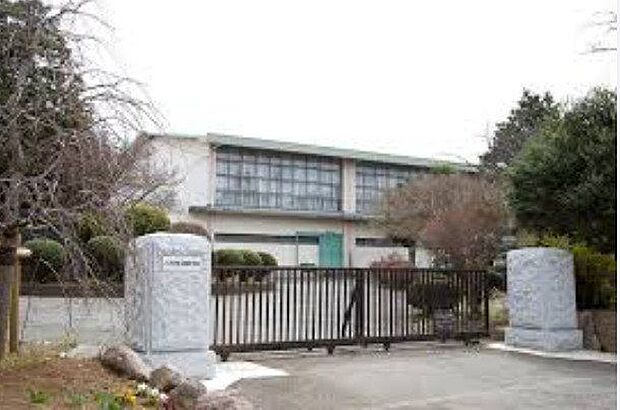 八千代市立睦中学校 2960m