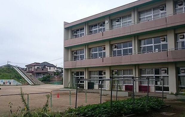 八千代市立大和田西小学校 1320m