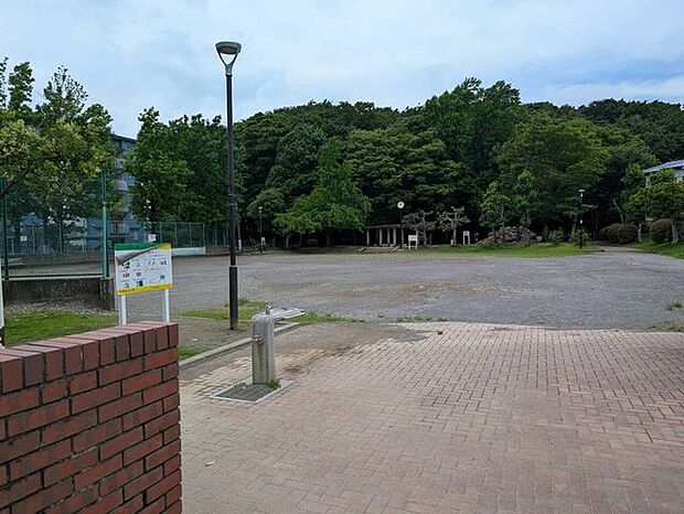 田喜野井公園 560m