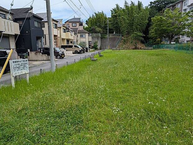 田喜野井4丁目広場 540m