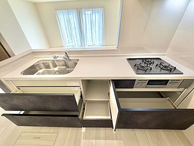 利便性の高いシステムキッチンです。