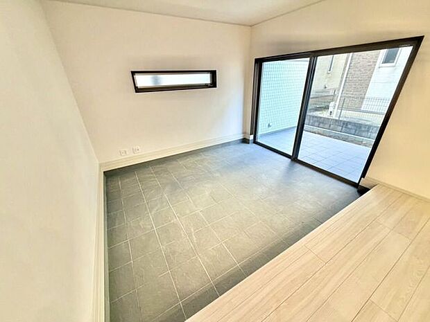 同型写真(リビング)