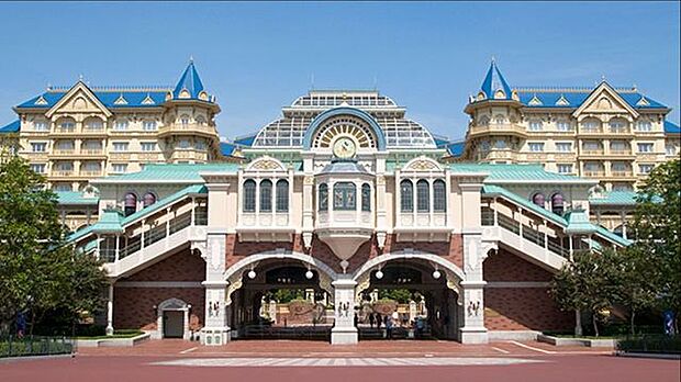 ディズニーリゾートライン 東京ディズニーランド・ステーション駅 1720m