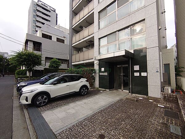 apartment 東京都千代田区永田町２丁目17-3
地図を見る