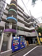 コスモリード四谷三丁目 4階 築38年の賃貸物件