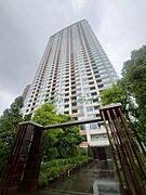 赤坂駅より徒歩8分 35階 築17年2ヶ月の賃貸物件