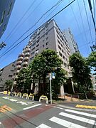 新宿御苑前駅より徒歩3分 6階 築28年5ヶ月の賃貸物件