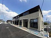 新入駅より徒歩10分 築1年5ヶ月 2階建の賃貸物件