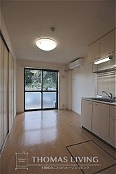 グランドシャトーII 106 1階2DKのリビング/ダイニング