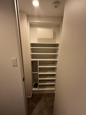 収納