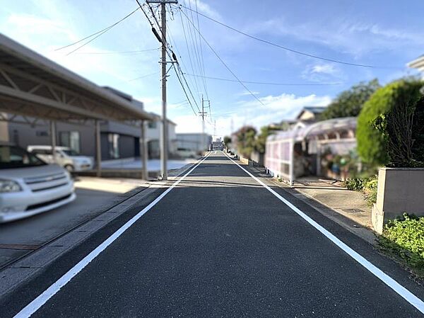 閑静な住宅街で落ち着いた住環境。　