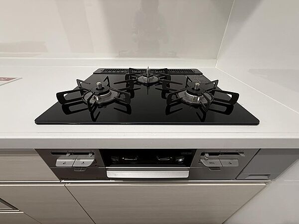 ガラストップコンロでお手入れも楽々！