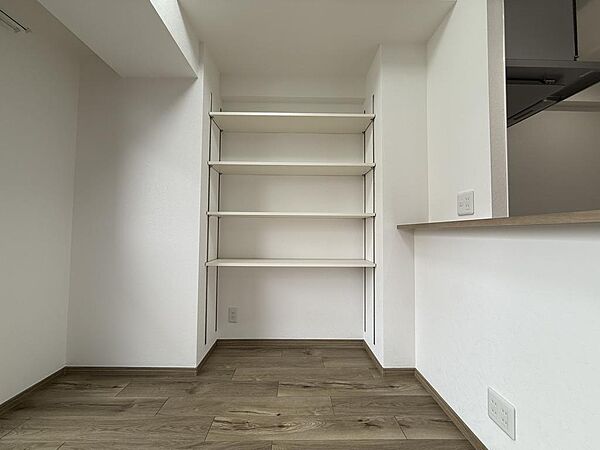LDK部分の可変棚収納！