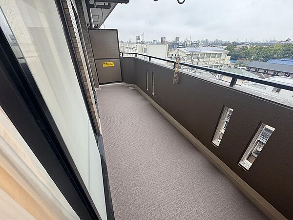 バルコニーを拡大表示