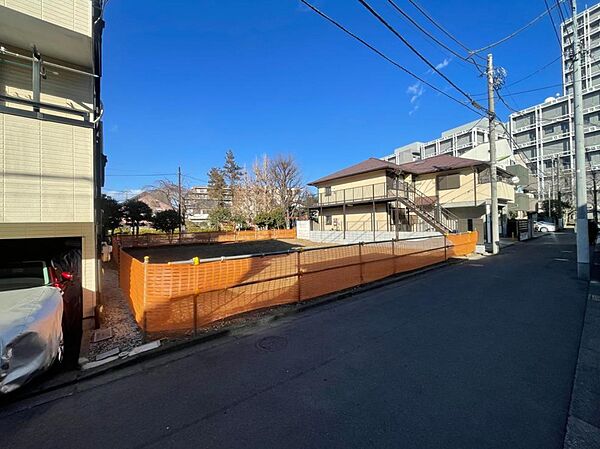 前面道路を含む現地写真