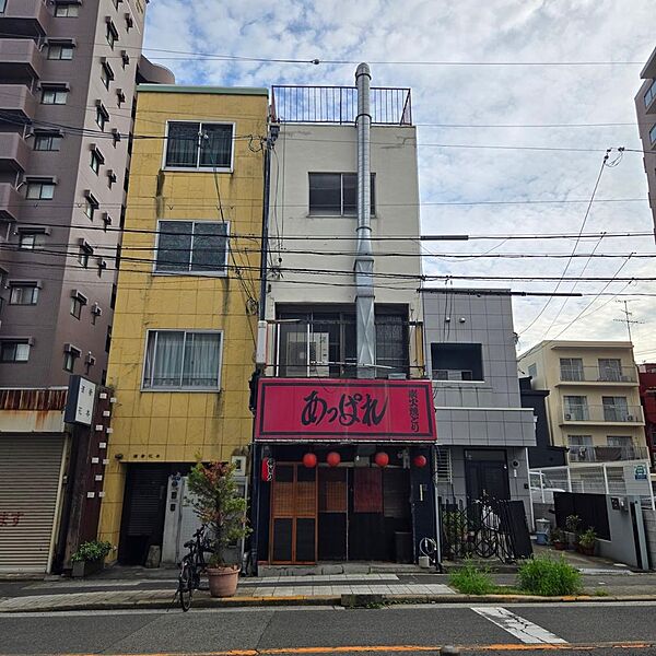 外観：327002347114