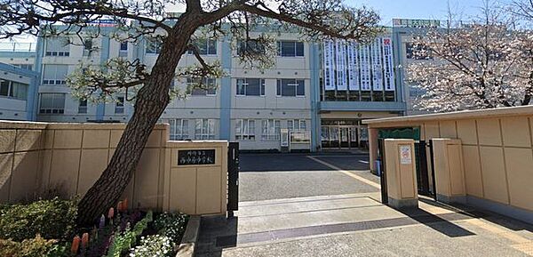 川崎市立西中原中学校 1000m