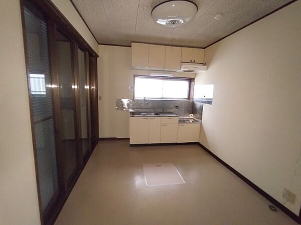 キッチンを拡大表示