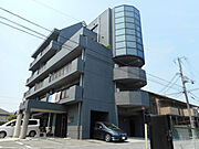 亀山駅より徒歩6分 築33年10ヶ月 5階建の賃貸物件
