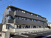 三木駅より徒歩7分 築5年9ヶ月 3階建の賃貸物件