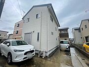 亀山駅より徒歩15分 築11年 2階建の賃貸物件