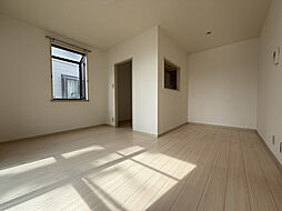 銀の馬車道壱番館D 2階2LDKのリビング/ダイニング