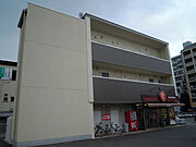 飾磨駅より徒歩5分 3階 築15年6ヶ月の賃貸物件