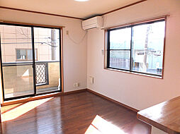 アーバニズム６２Ａ 2階2LDKのリビング/ダイニング